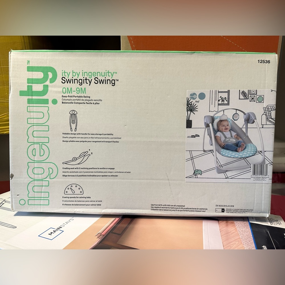 Brand new in box baby cradling seat
